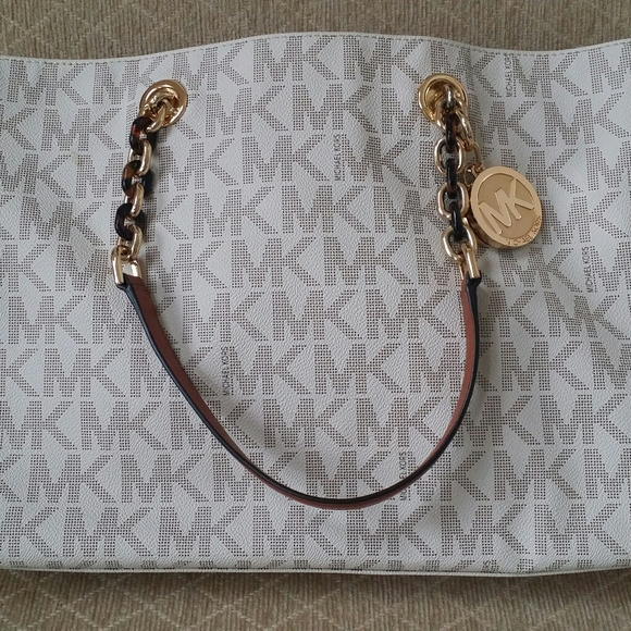 Michael Kors Handbags - Michael Kors MK Tote Handbag Purse Vanilla